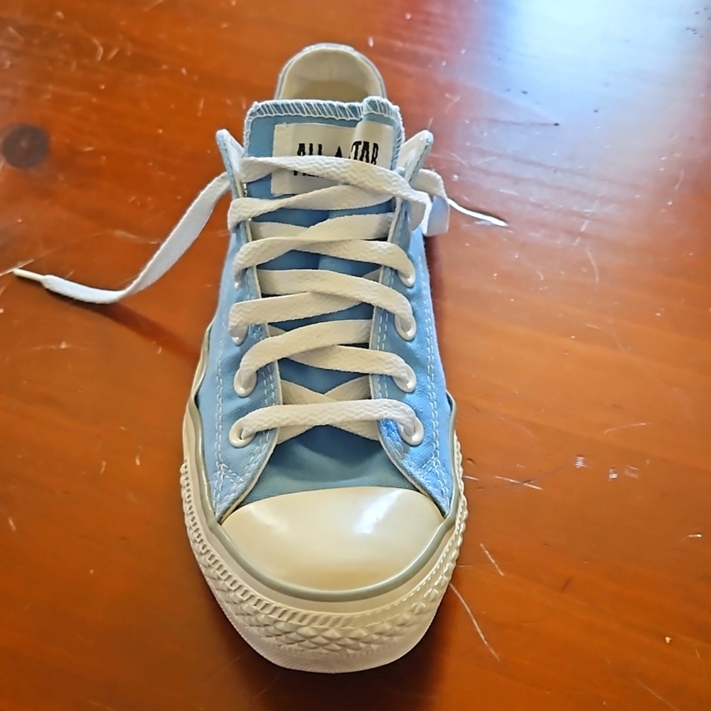 Custom wedding converse